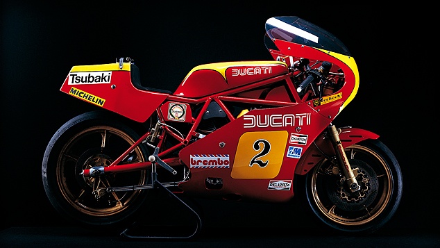 Ducati 600 TT2, realizzata nel 1981 partendo dal motore della Pantah 500. Fu in assoluto la prima Ducati con telaio a traliccio. Il motore fu elaborato portandolo a 597 cc, aumentandone l'alesaggio sino ad 81 mm. Vantava 78 cv a 10'500 giri/minuto ed un peso senza benzina di 140 kg.