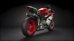 panigale_final-edition_2018_studio_fe_d01_gallery_1920x1080-mediagallery_output_image_1920x1080
