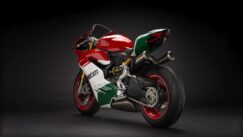 panigale_final-edition_2018_studio_fe_f01_gallery_1920x1080-mediagallery_output_image_1920x1080