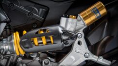 panigale_final-edition_2018_studio_fe_z06_gallery_1920x1080-mediagallery_output_image_1920x1080