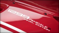 panigale_final-edition_2018_studio_fe_z07_gallery_1920x1080-mediagallery_output_image_1920x1080