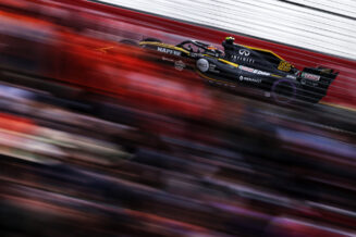 Motor Racing - Formula One World Championship - Australian Grand Prix - Qualifying Day - Melbourne, Australia