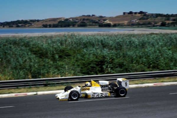 First Racing F188 (F3000) con Tarquini a Enna Pergusa.