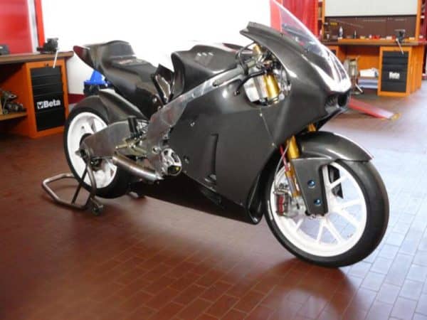 oral-bmw-800-gp