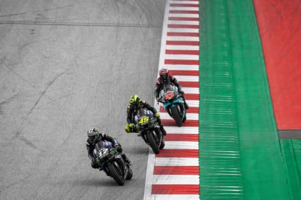12-maverick-vinales-esp-20-fabio-quartararo-46-valentino-rossi-ita_dsc0436-gallery_full_top_fullscreen