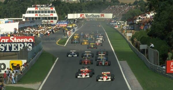 largada-do-gp-de-portugal-de-formula-1-em-estoril-em-1990-1427124291087_956x500