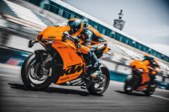 ktm-rc-8c-12