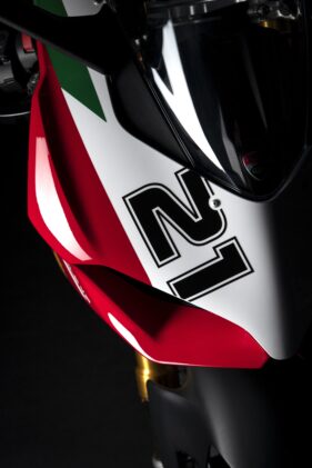 panigalev2_bayliss_1stchampionship20thanniversary-_21__uc308191_mid