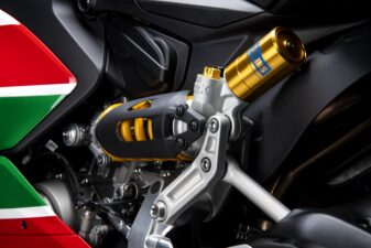panigalev2_bayliss_1stchampionship20thanniversary-_6__uc308204_high