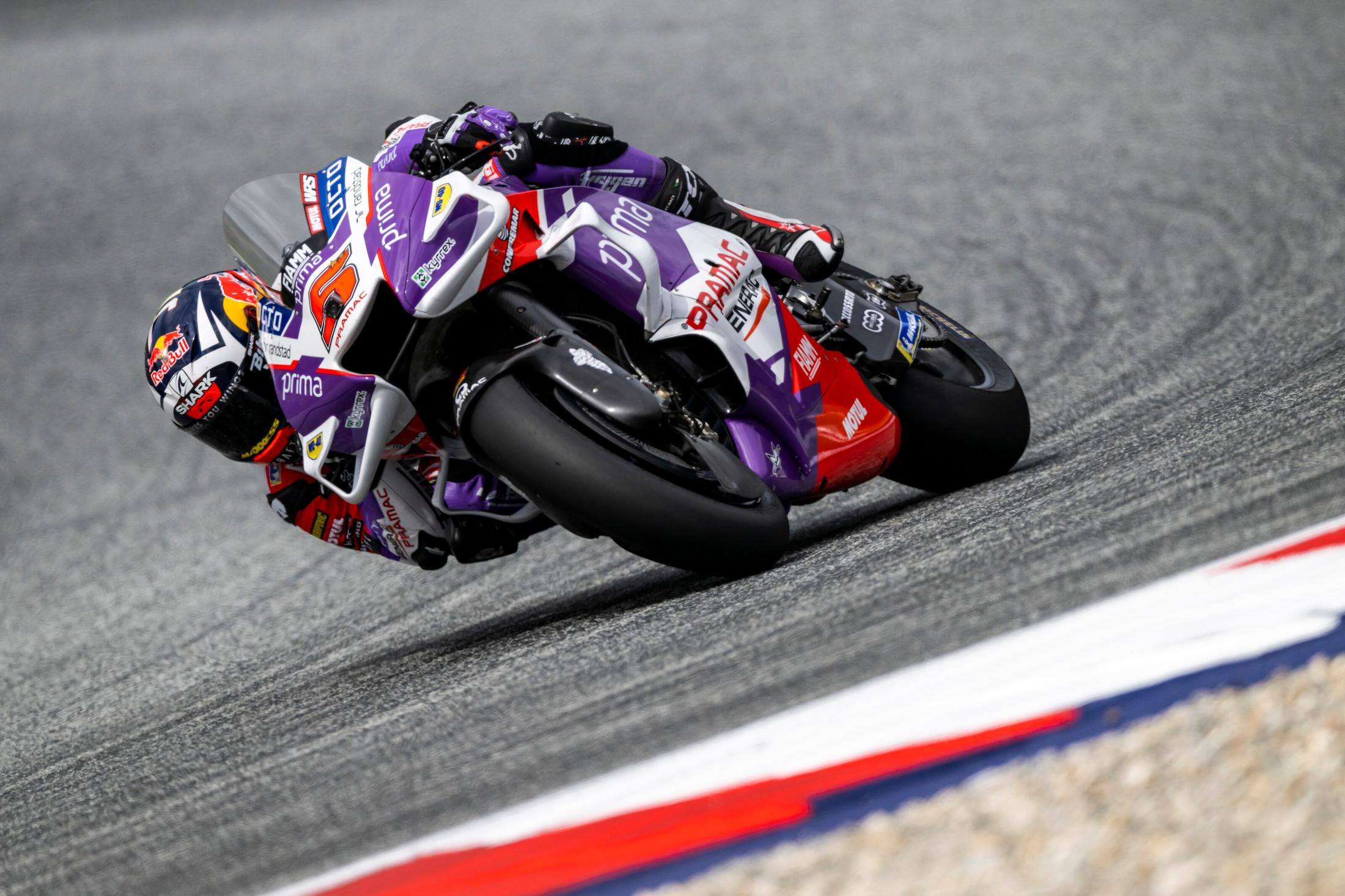 fp3