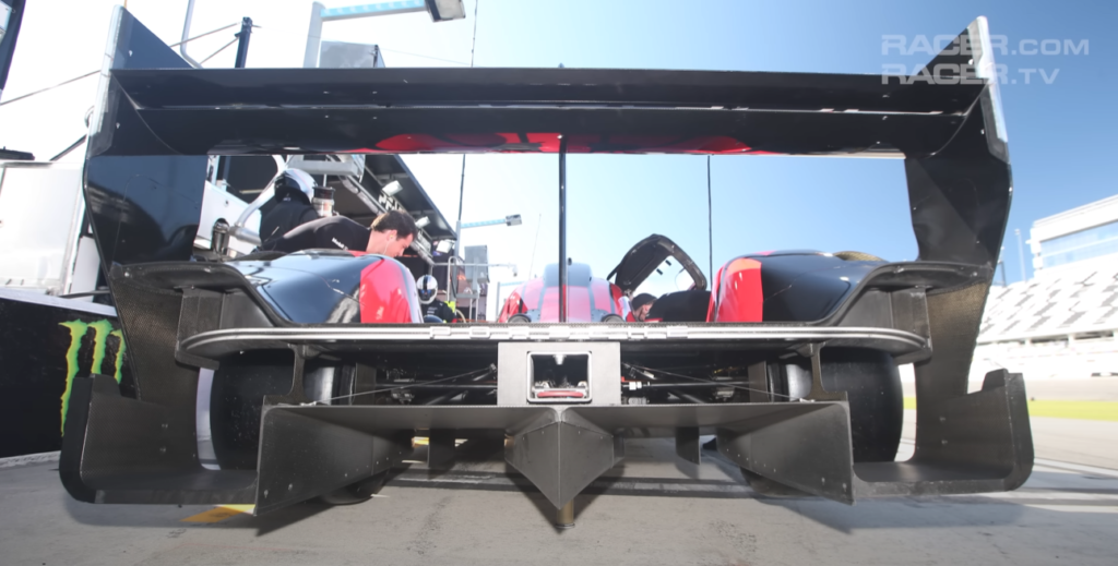 rear porsche lmdh