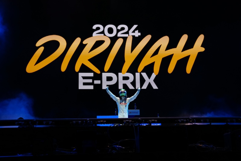 Jake Dennis Diriyah e- prix