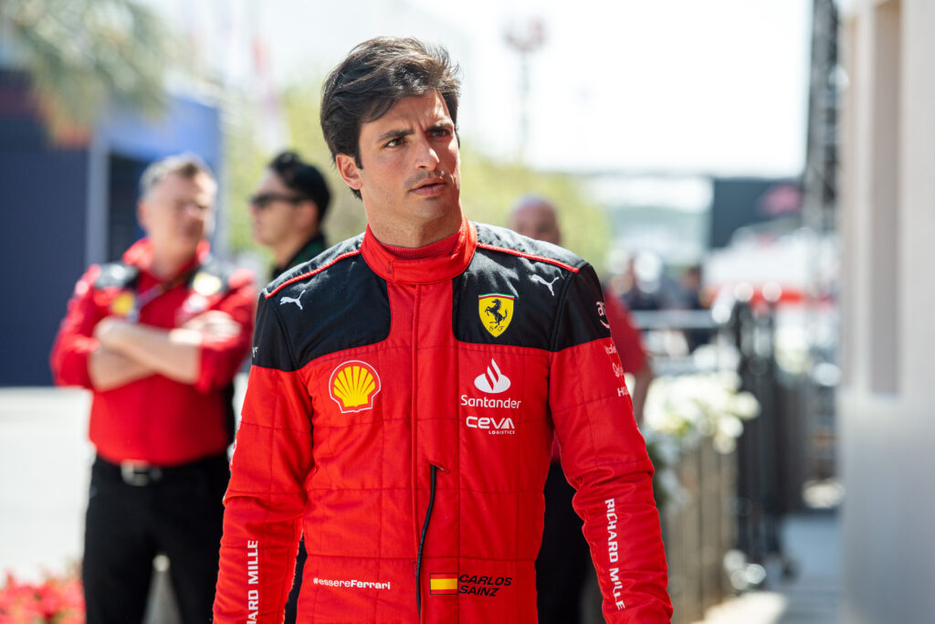 sainz hamilton