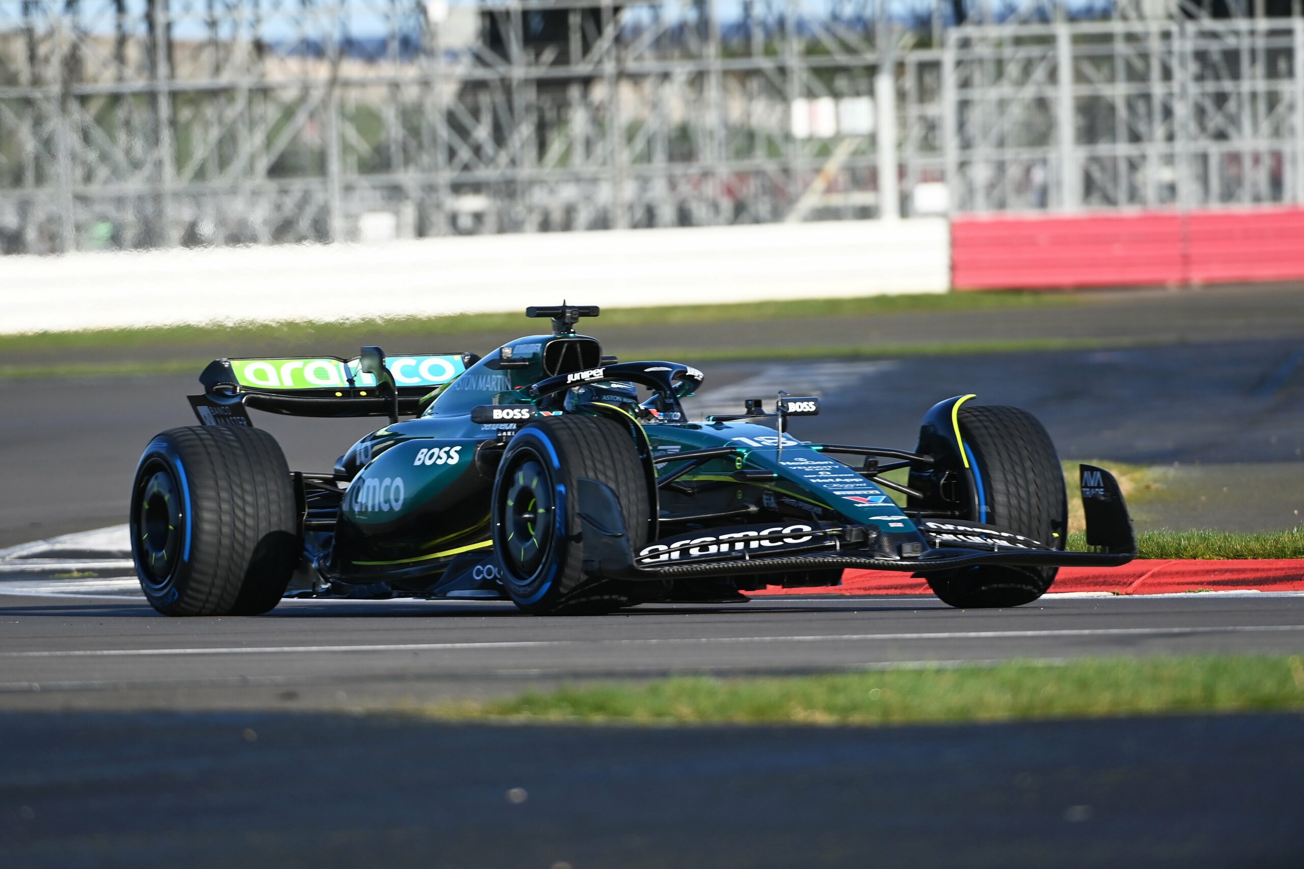 AMR24