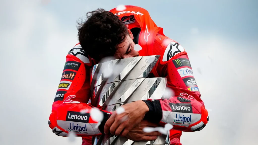 Con il secondo posto di Motegi Marc Marquez è campione del mondo dopo cinque anni di sacrifici, e ritrova finalmente serenità e soddisfazioni