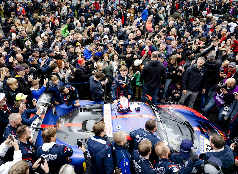 Max Verstappen Nurburgring amore corse