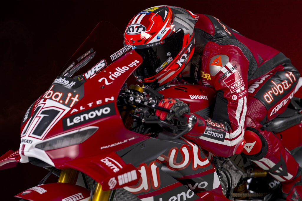 Bulega punta al titolo di campione del mondo Superbike 2026 per concretizzare il suo passaggio in MotoGP, non per forza in sella ad una Ducati